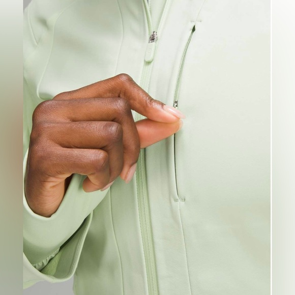 NWT LULULEMON *REPELSHELL CROSS CHILL JACKET - Picture 11 of 11